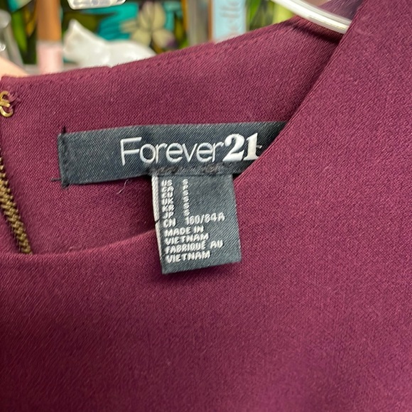 Forever21 Junior Burgundy Dress - Picture 3 of 4